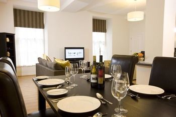 Inverness City Suites Appartement
