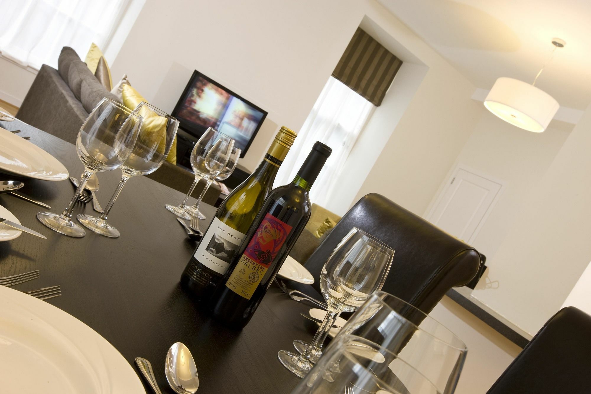 Appartement Inverness City Suites