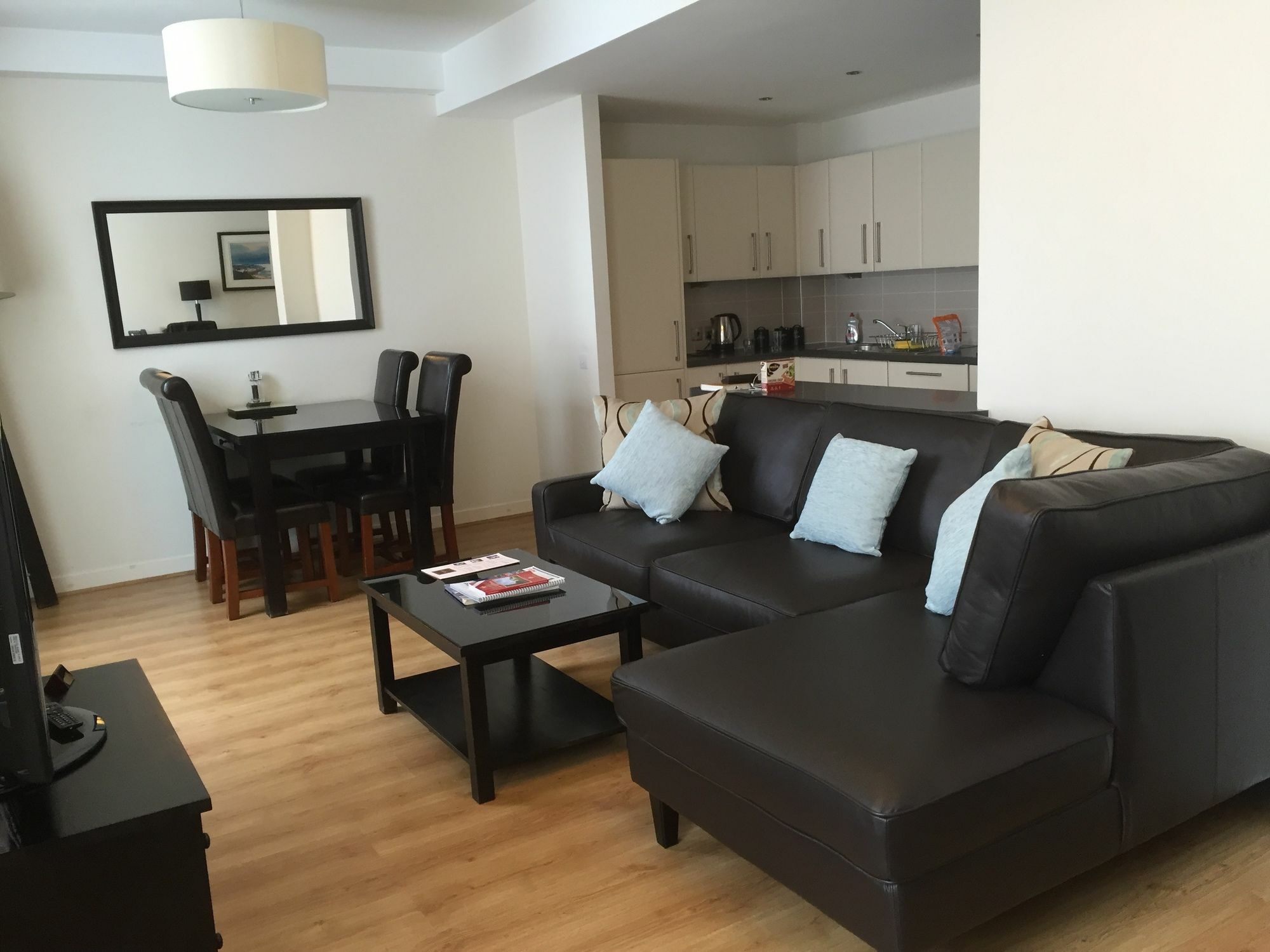 Inverness City Suites * Inverness